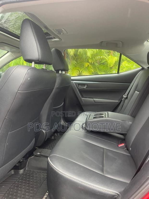 Toyota Corolla S 4dr Sedan (1.8L 4cyl CVT) 2016 Red