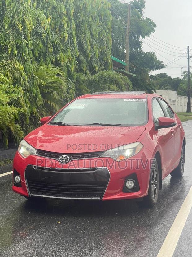 Toyota Corolla S 4dr Sedan (1.8L 4cyl CVT) 2016 Red