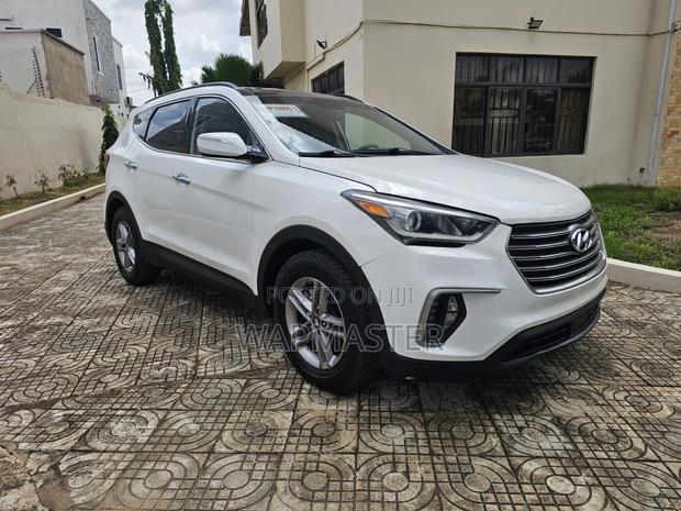 Hyundai Santa Fe Limited Ultimate AWD 2018 White