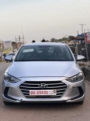 Hyundai Elantra SE Sedan FWD (2.0L 4cyl 6M) 2017 Gray for sale