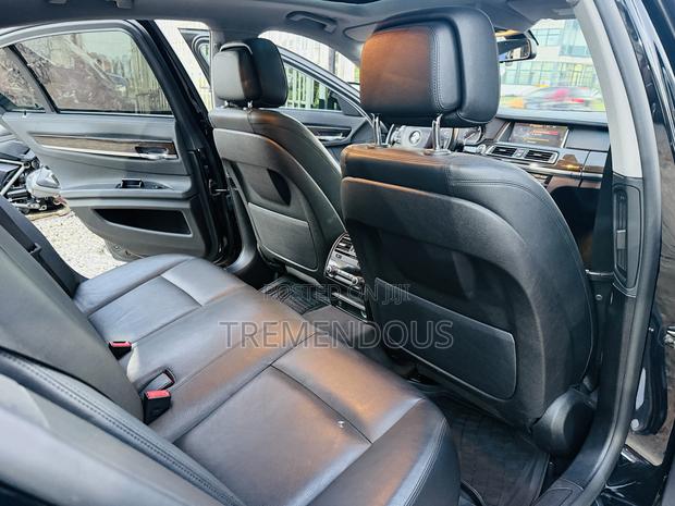 BMW 7 Series 730Li 2016 Black