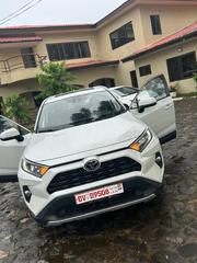 Toyota RAV4 XLE AWD 2023 White for sale