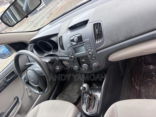Kia Forte 2012 White