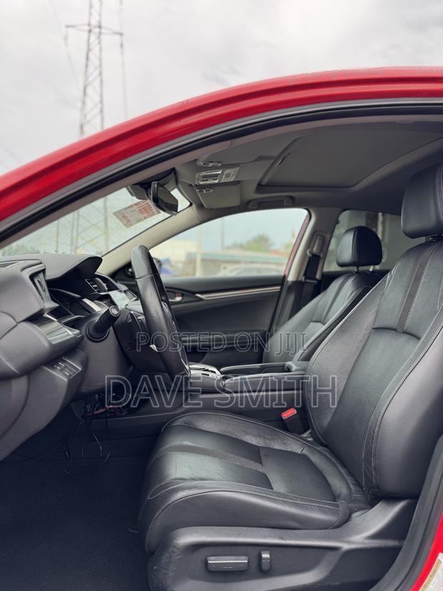 Honda Civic Touring Sedan 2019 Red