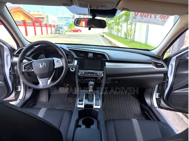 Honda Civic EX 4dr Sedan (2.0L 4cyl) 2017 Gray