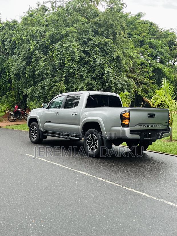 Toyota Tacoma TRD Off Road Double Cab 5' Bed V6 AT 2023 Silver