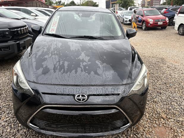 Toyota Yaris iA 1.5 FWD 2017 Black