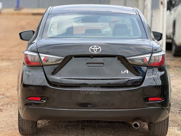 Toyota Yaris iA 1.5 FWD 2018 Black
