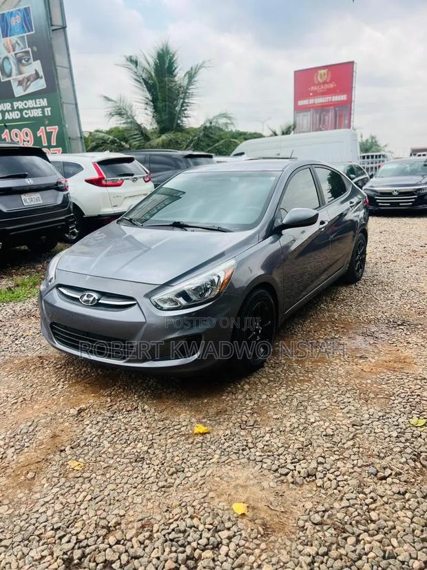 Hyundai Accent SE Sedan 2016 Gray