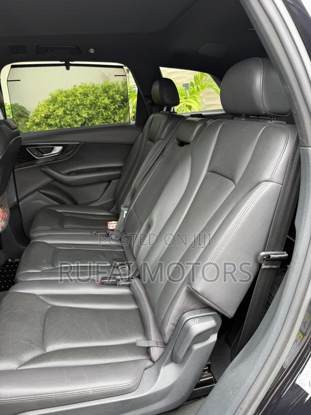 Audi Q7 3.0T Premium AWD quattro 2017 Black