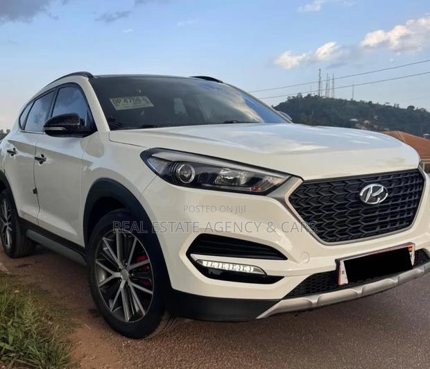 Hyundai Tucson Limited AWD 2018 White