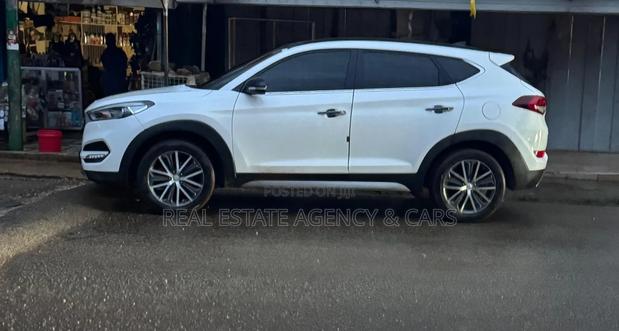 Hyundai Tucson Limited AWD 2018 White