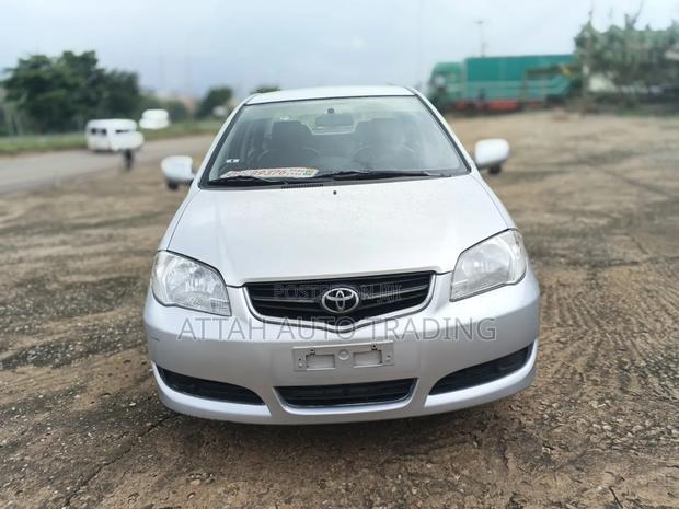 Toyota Vios 2012 Silver