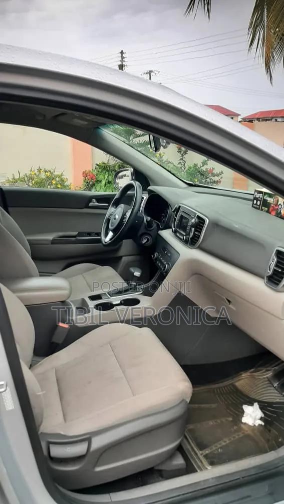 Kia Sportage EX 4dr SUV (2.4L 4cyl 6A) 2017 White