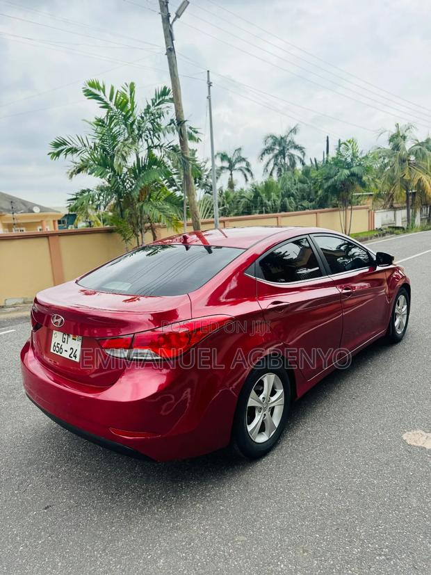 Hyundai Elantra SE 4dr Sedan (1.8L 4cyl 6M) 2015 Red