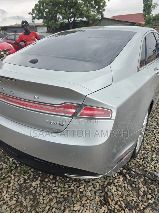 Lincoln MKZ 2017 Silver