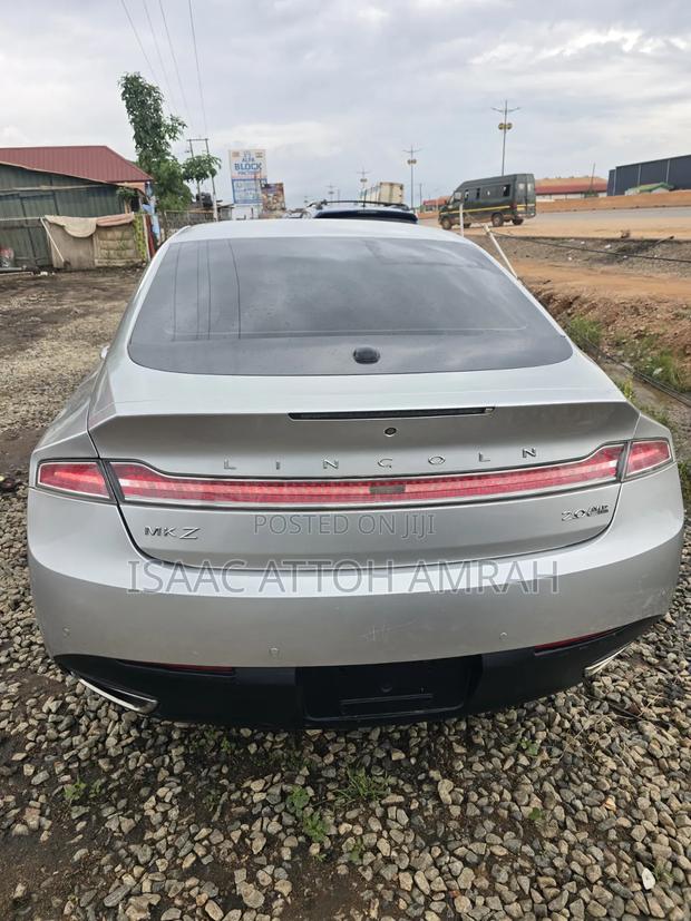 Lincoln MKZ 2017 Silver