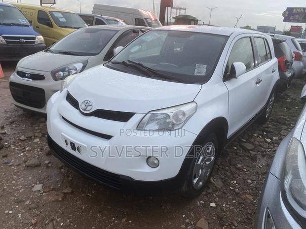 Toyota Urban Cruiser 2012 White