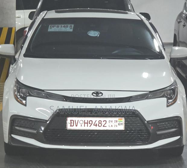 Toyota Corolla SE 2020 White