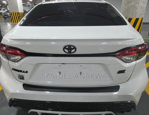 Toyota Corolla SE 2020 White