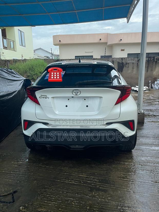 Toyota C-HR LE FWD 2020 White