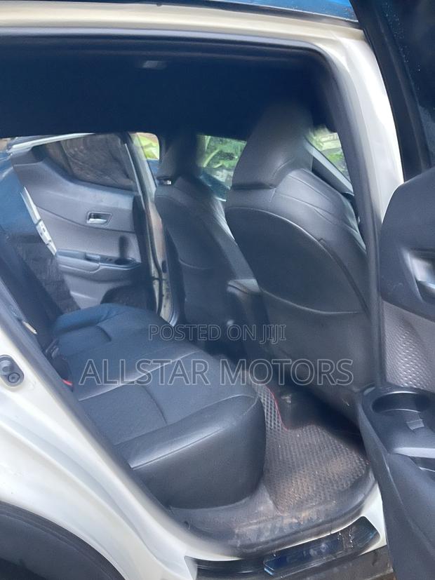Toyota C-HR LE FWD 2020 White