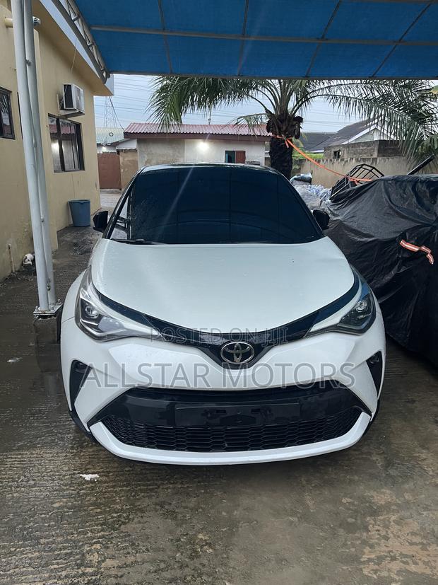 Toyota C-HR LE FWD 2020 White