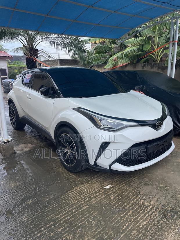 Toyota C-HR LE FWD 2020 White