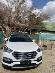 Hyundai Santa Fe 2017 White for sale