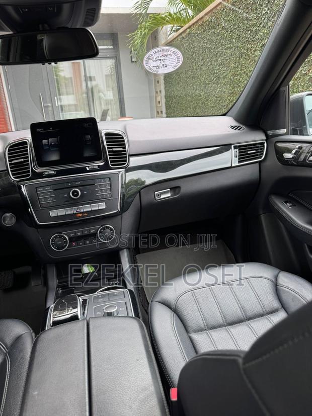 Mercedes-Benz GLE-Class GLE 350 2018 Gray