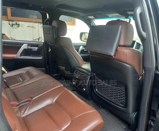 Toyota Land Cruiser 4.5 V8 TD 2019 Black