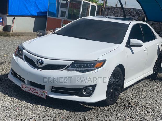 Toyota Camry 2014 White