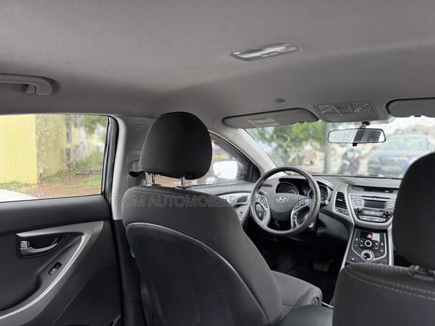 Hyundai Elantra 2015 Black