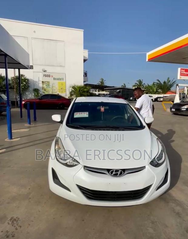 Hyundai Elantra 2016 White