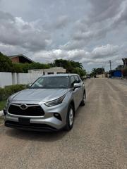Toyota Highlander 2022 Silver for sale