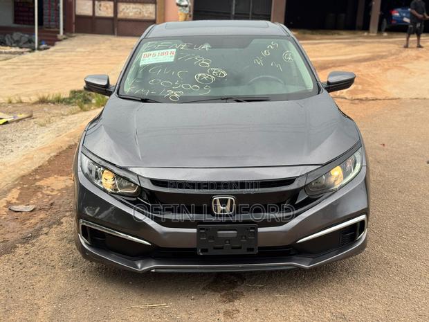 Honda Civic LX Sedan 2019 Gray