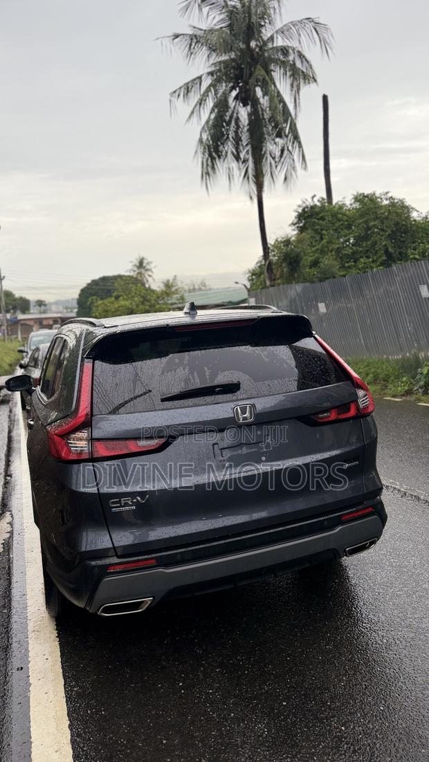 Honda CR-V 2024 Gray