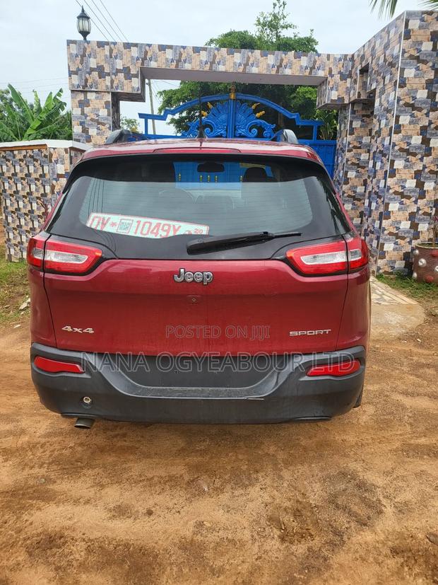 Jeep Cherokee Sport 4x4 2016 Red