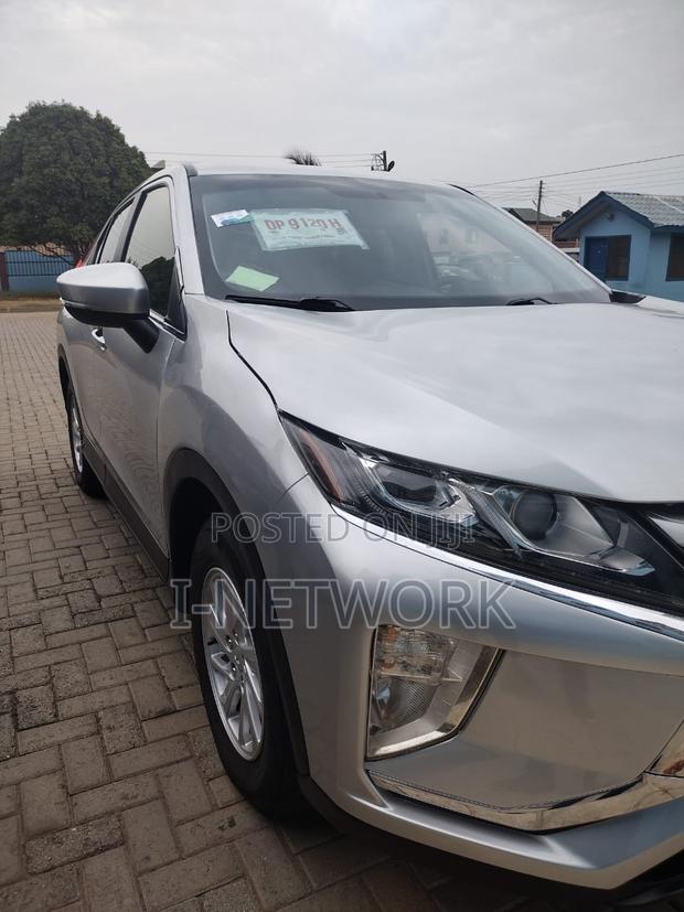 Mitsubishi Eclipse 2019 Silver