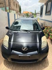 Toyota Vitz 2010 Black for sale
