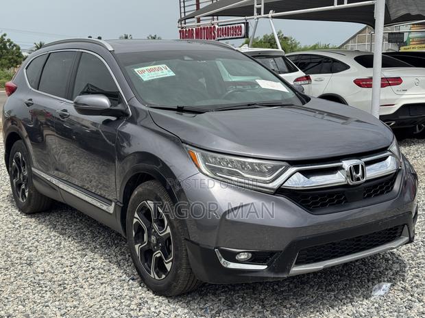 Honda CR-V Touring AWD 2019 Gray
