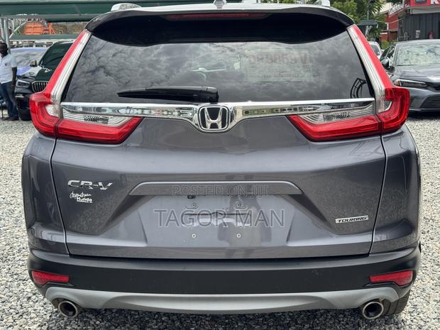 Honda CR-V Touring AWD 2019 Gray