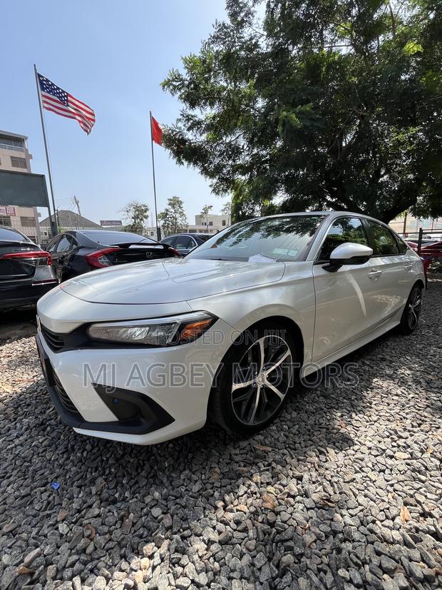 Honda Civic 2024 White