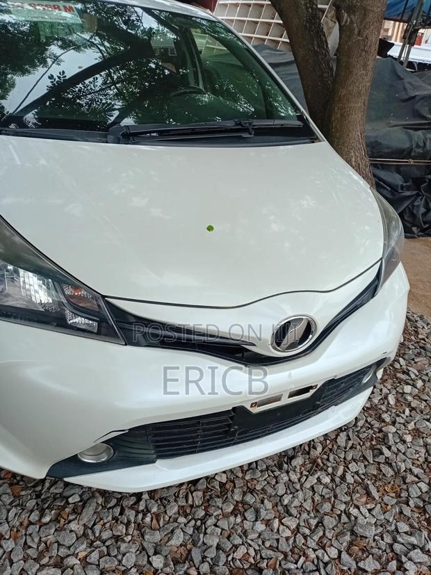 Toyota Vitz 2015 White