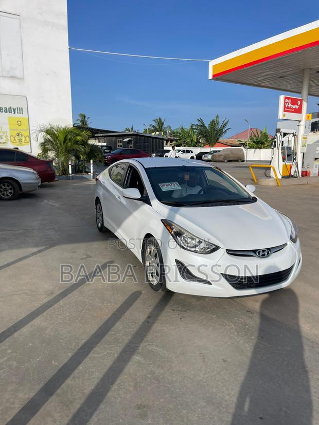 Hyundai Elantra 2016 White