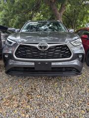 Toyota Highlander XLE 2022 Gray for sale