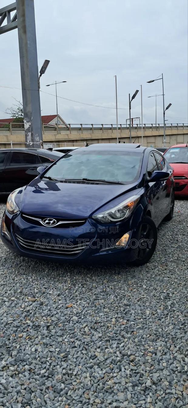 Hyundai Elantra Limited Sedan FWD (1.8L 4cyl 6A) 2016 Blue