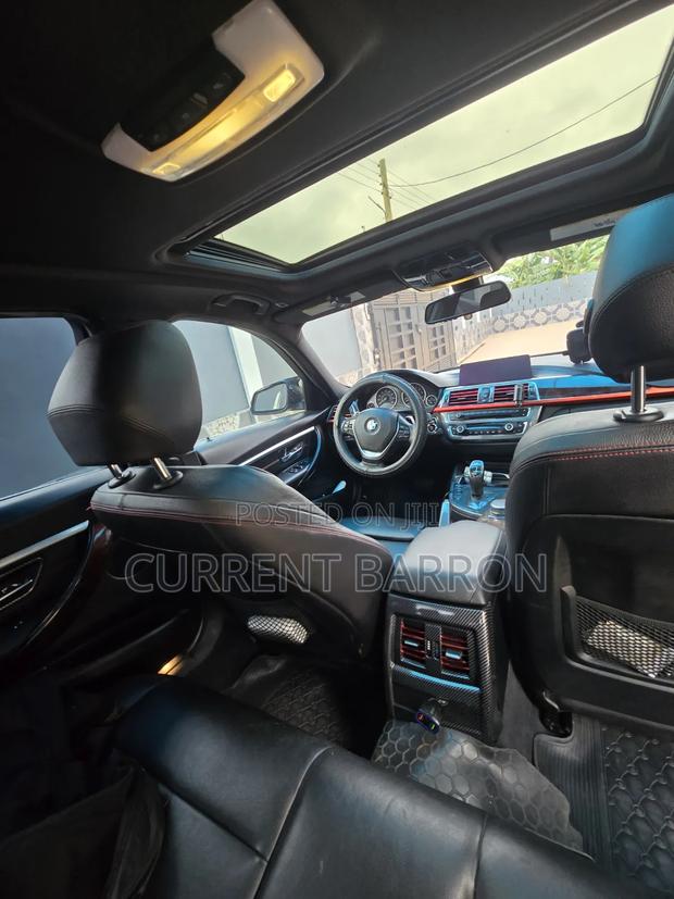 BMW 330i 2018 Gray