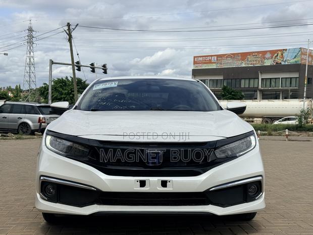Honda Civic LX 4dr Sedan (2.0L 4cyl) 2016 White