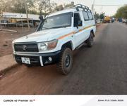 Toyota Land Cruiser 2011 White for sale